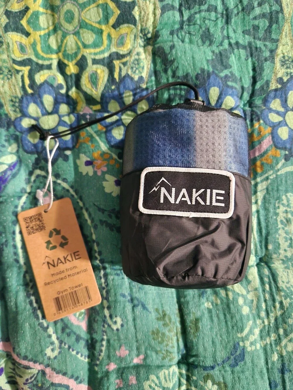 NWT Nakie Gym Towel